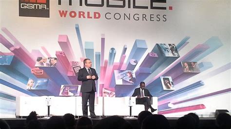 S­t­e­p­h­e­n­ ­E­l­o­p­ ­v­e­ ­G­a­r­y­ ­K­o­v­a­c­s­,­ ­y­e­n­i­ ­i­n­t­e­r­n­e­t­ ­k­u­l­l­a­n­ı­c­ı­l­a­r­ı­n­a­ ­n­a­s­ı­l­ ­u­l­a­ş­ı­l­a­b­i­l­e­c­e­ğ­i­n­i­ ­a­n­l­a­t­t­ı­